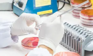 Biotechnologia medyczna co to? Odkryj jej znaczenie i zastosowania