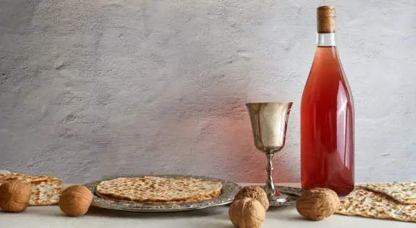 Czy wino mszalne ma alkohol? Odkryj jego właściwości i znaczenie